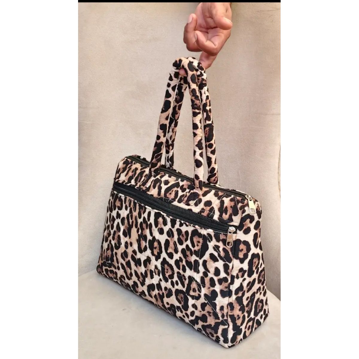 Premium Look Handmade Handbags 